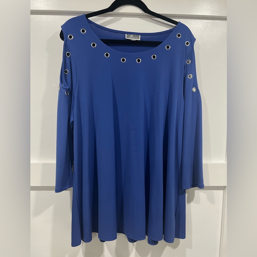 JM Collection cold shoulder tunic